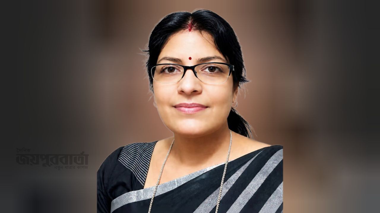 জনপ্রিয় কবি মাধুরী ব্যানার্জীর লেখা কবিতা : প্রেমের মাস্তুল 