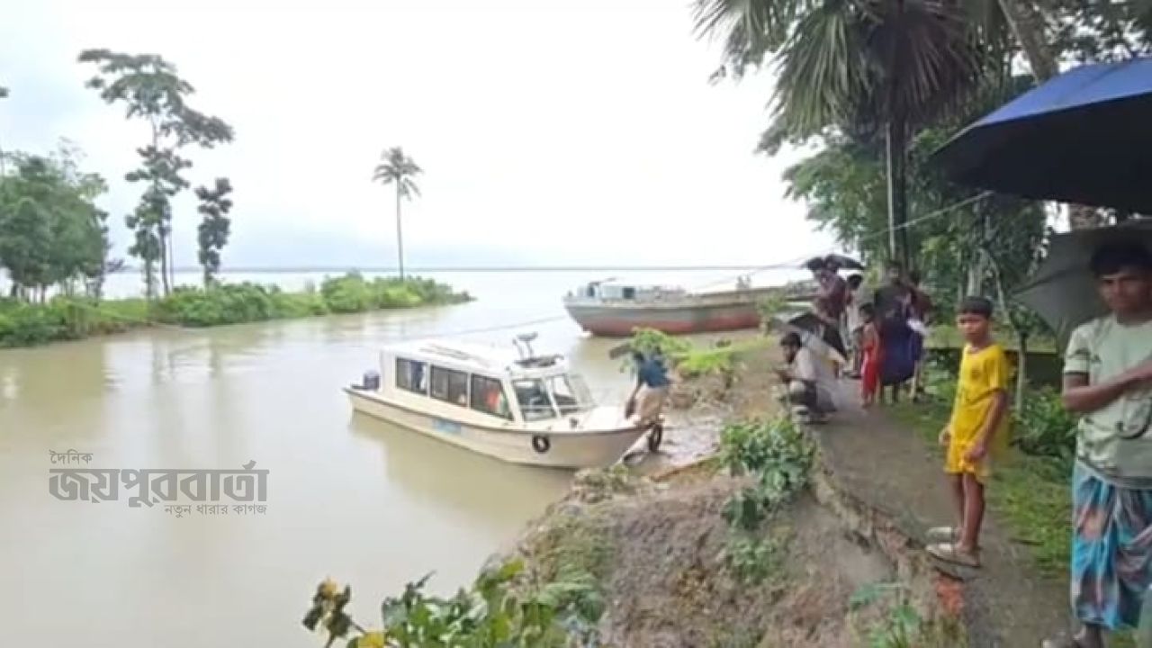 দশমিনায় তেঁতুলিয়া নদীতে অজ্ঞাত যুবক নিখোঁজ