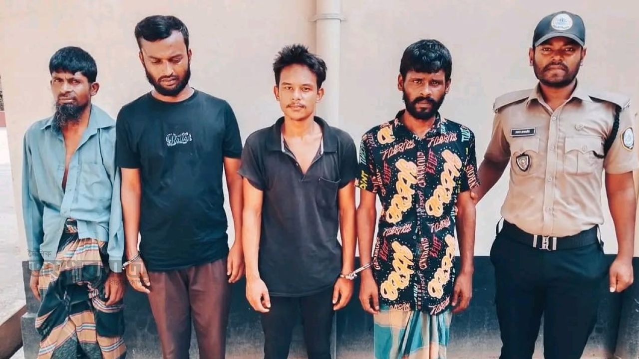 ঠাকুরগাঁওয়ে মাদকবিরোধী অভিযান,চারজন আটক