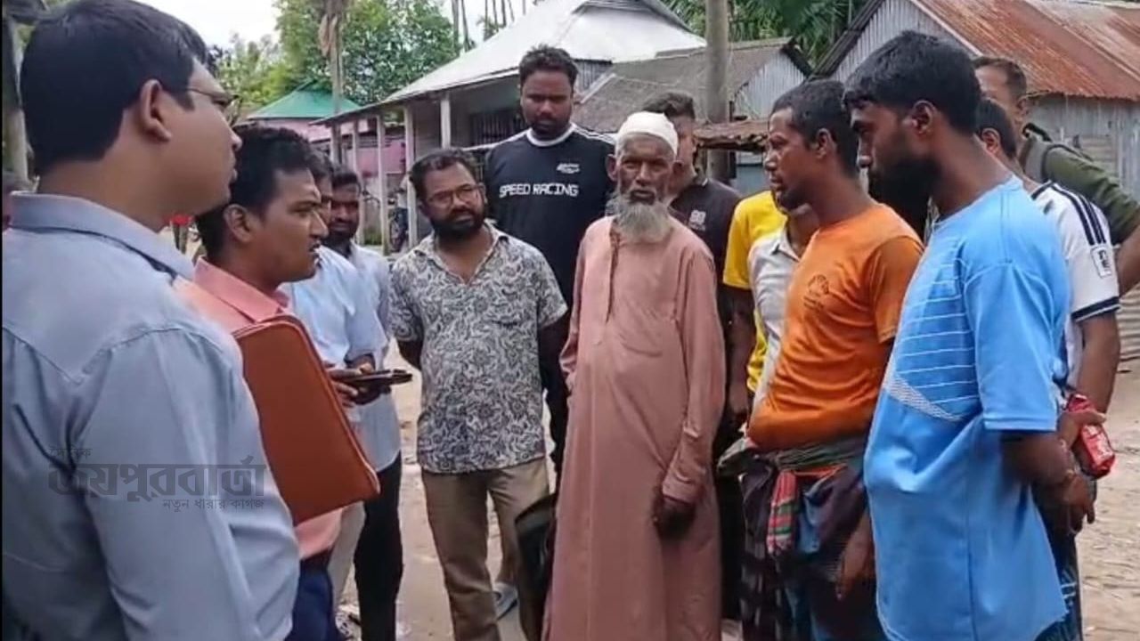 কুড়িগ্রামে সার লুটের তদন্ত কমিটির প্রতিবেদন দাখিল ব্যবস্থা নিতে সুপারিশ