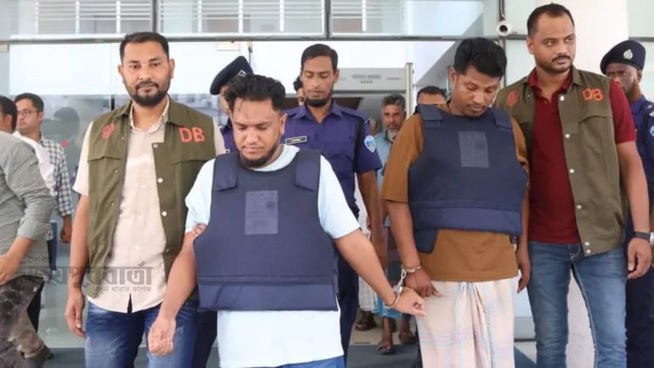 চট্টগ্রামে পুলিশের সঙ্গে গুলি বিনিময়ের পর কালা মোবারকসহ গ্রেপ্তার ৪