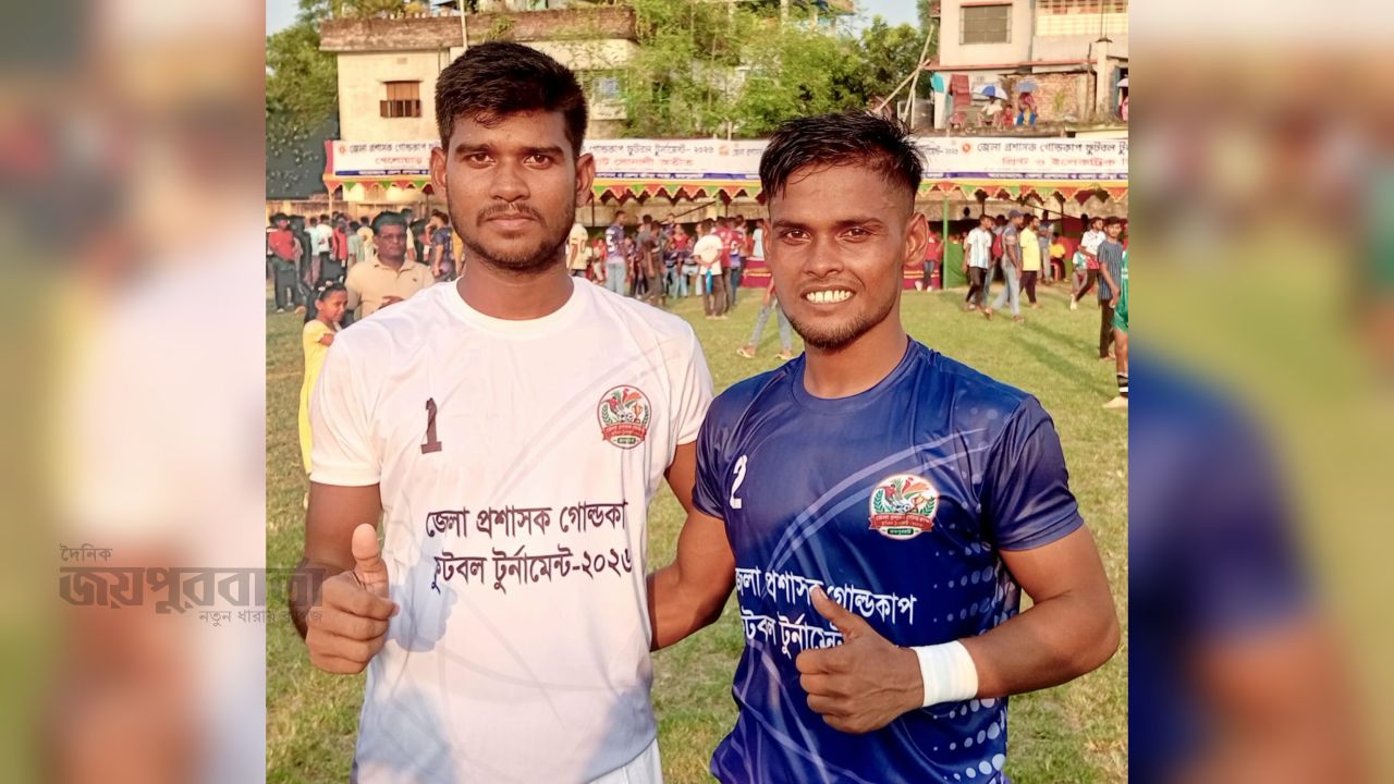 দুই ভাই ধ্যান-জ্ঞান ফুটবল,জাতীয় দলে খেলার স্বপ্ন দেখে তারা