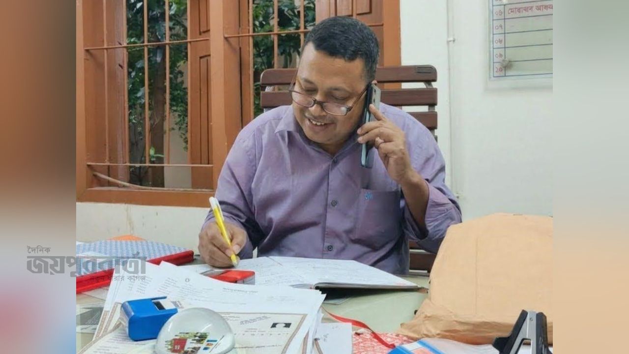 আশুলিয়ার ইয়ারপুর ইউপিতে দাপ্তরিক কাজে ‘বাধা’র অভিযোগ