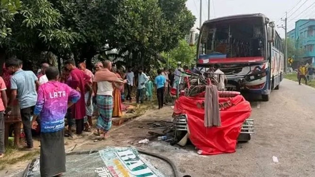 জামালপুরে বাস-সিএনজি মুখোমুখি সংঘর্ষে ৭ জন নিহত