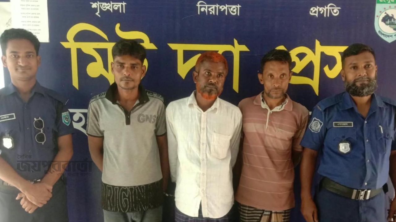 হিলিতে পুলিশের অভিযানে ওয়ারেন্টভুক্ত ৩ আসামি গ্রেপ্তার
