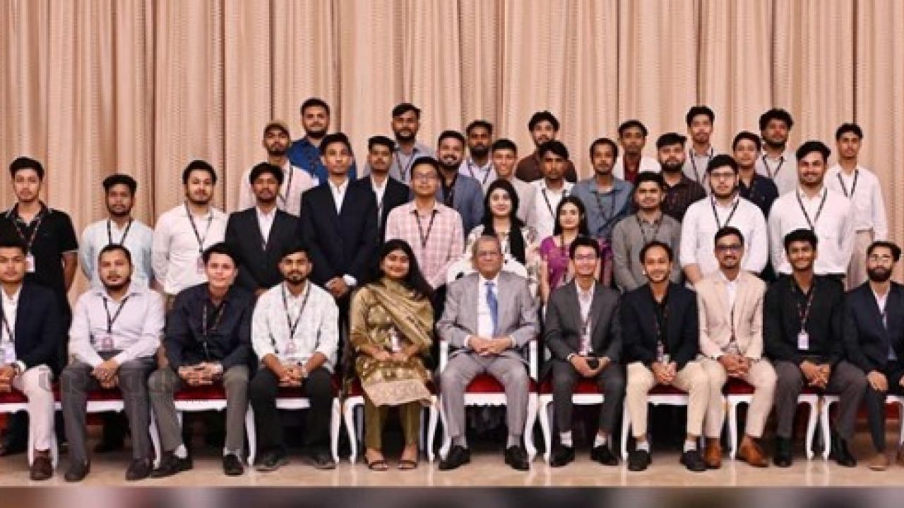 মাদকের বিরুদ্ধে তরুণদের শক্তিশালী সামাজিক আন্দোলন গড়ে তোলার আহ্বান -রাষ্ট্রপতির   