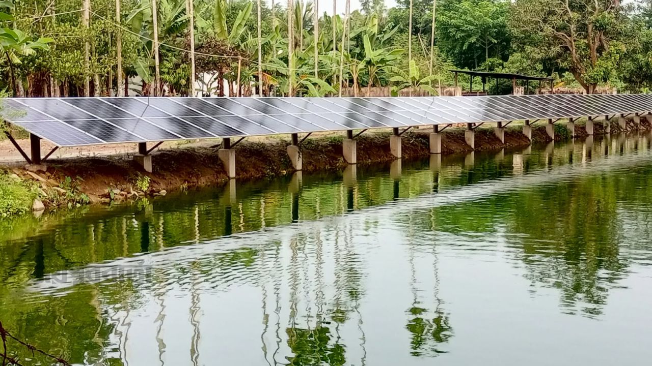 পাঁচবিবিতে সোলার বিদ্যুতেই চলছে বাসাবাড়ি ও ব্যবসা প্রতিষ্ঠান
