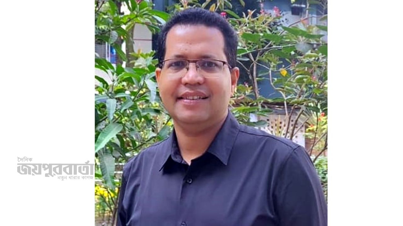 কত সন্ধ্যা গেছে জল ছল ছল চোখে রাস্তায় হেটেছি”