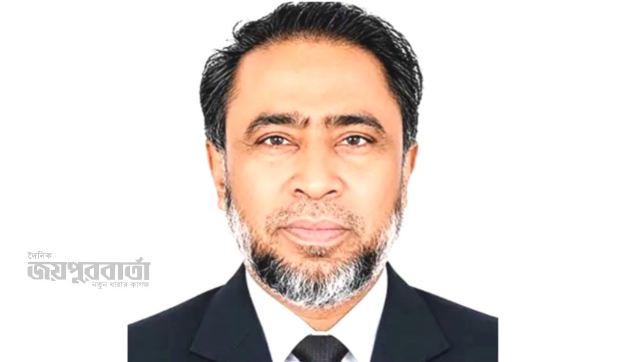 হাজীগঞ্জে ড.আলমগীর কবির পাটওয়ারীর উদ্যোগে জীবিকার সুযোগ হাজারো মানুষের