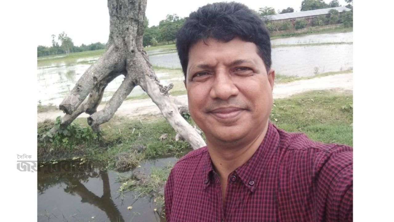 চিরিরবন্দর উপজেলা মাধ্যমিক শিক্ষা অফিসার ফজলে এলাহীর এলাহী কান্ড 
