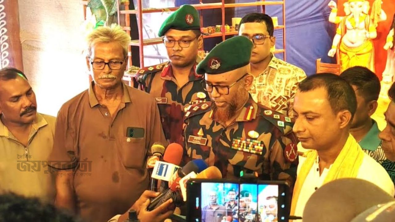 দিনাজপুরের ২১০ পূজামণ্ডপের নিরাপত্তায় মাঠে থাকবে বিজিবি