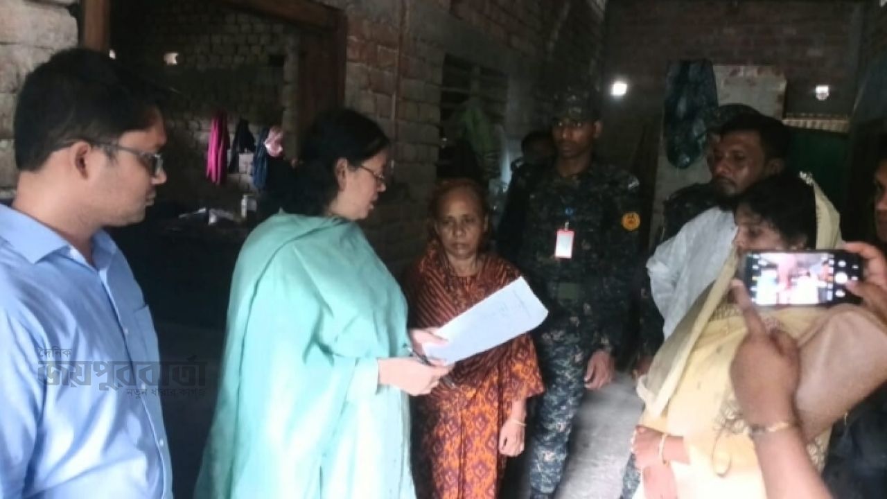 সাতক্ষীরায় দুই বাল্যবিবাহ প্রতিরোধ,বরের পিতাকে জরিমানা