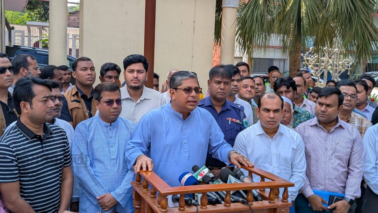 অতীতে আমরা বসার জায়গাও পাইনি,প্রতিমন্ত্রীর প্রেস ব্রিফিং